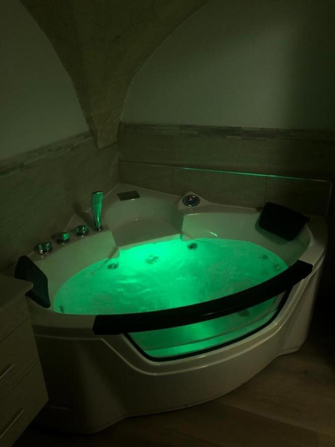 Mastropaolo42 Luxury B&B กร็อตตาเย ภายนอก รูปภาพ